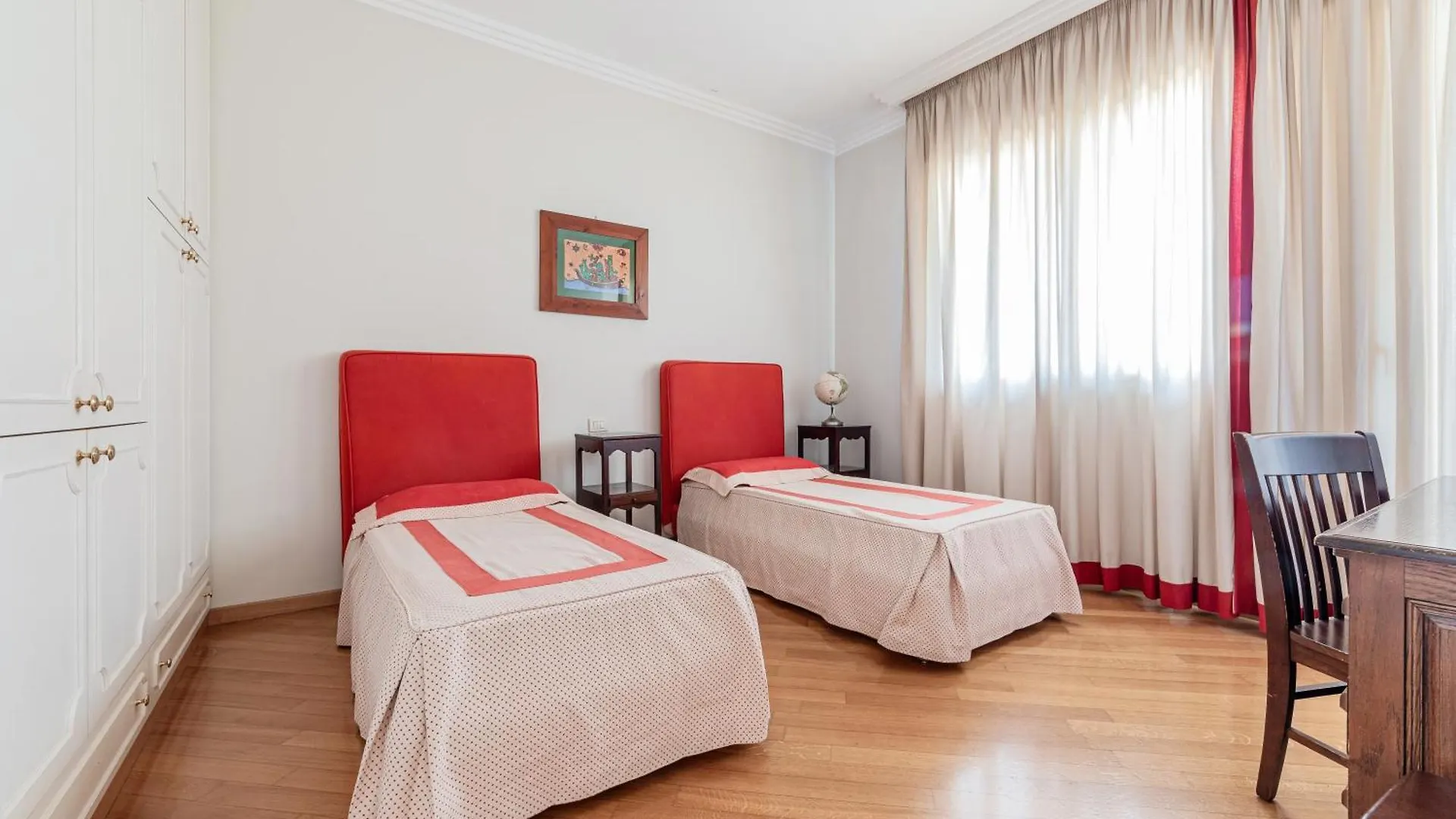 Home Tawn Luxury Apartment 바리