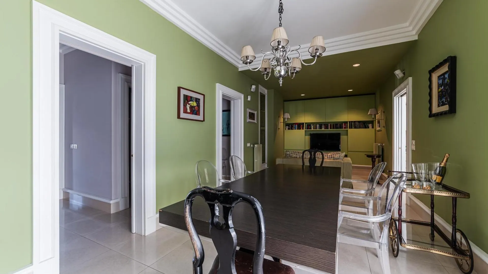 Home Tawn Luxury Apartment Bari 0*,