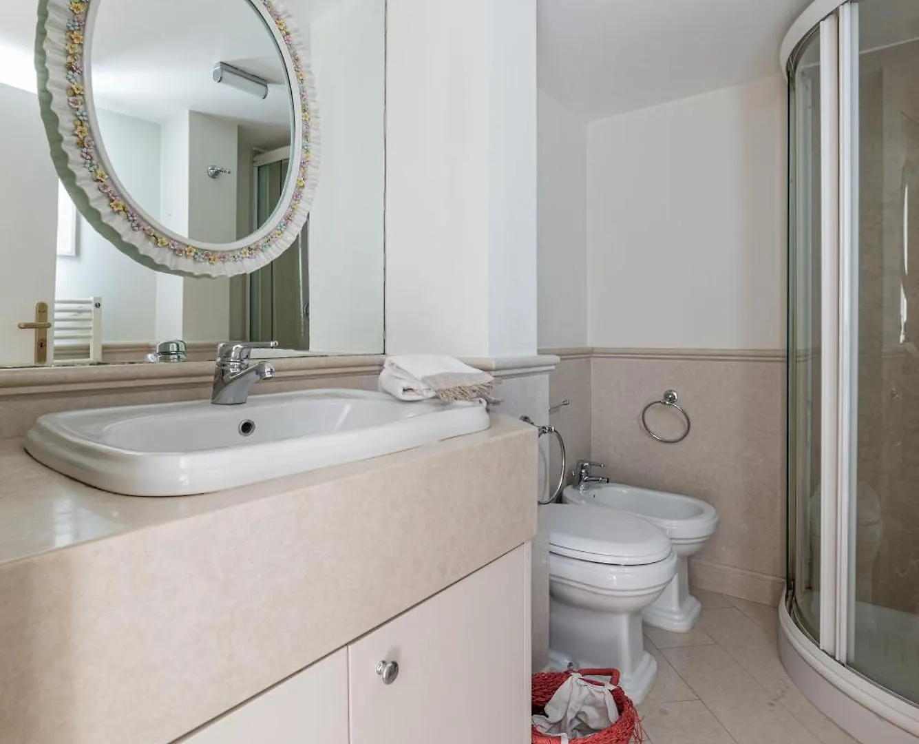 Home Tawn Luxury Apartment Bari Itália